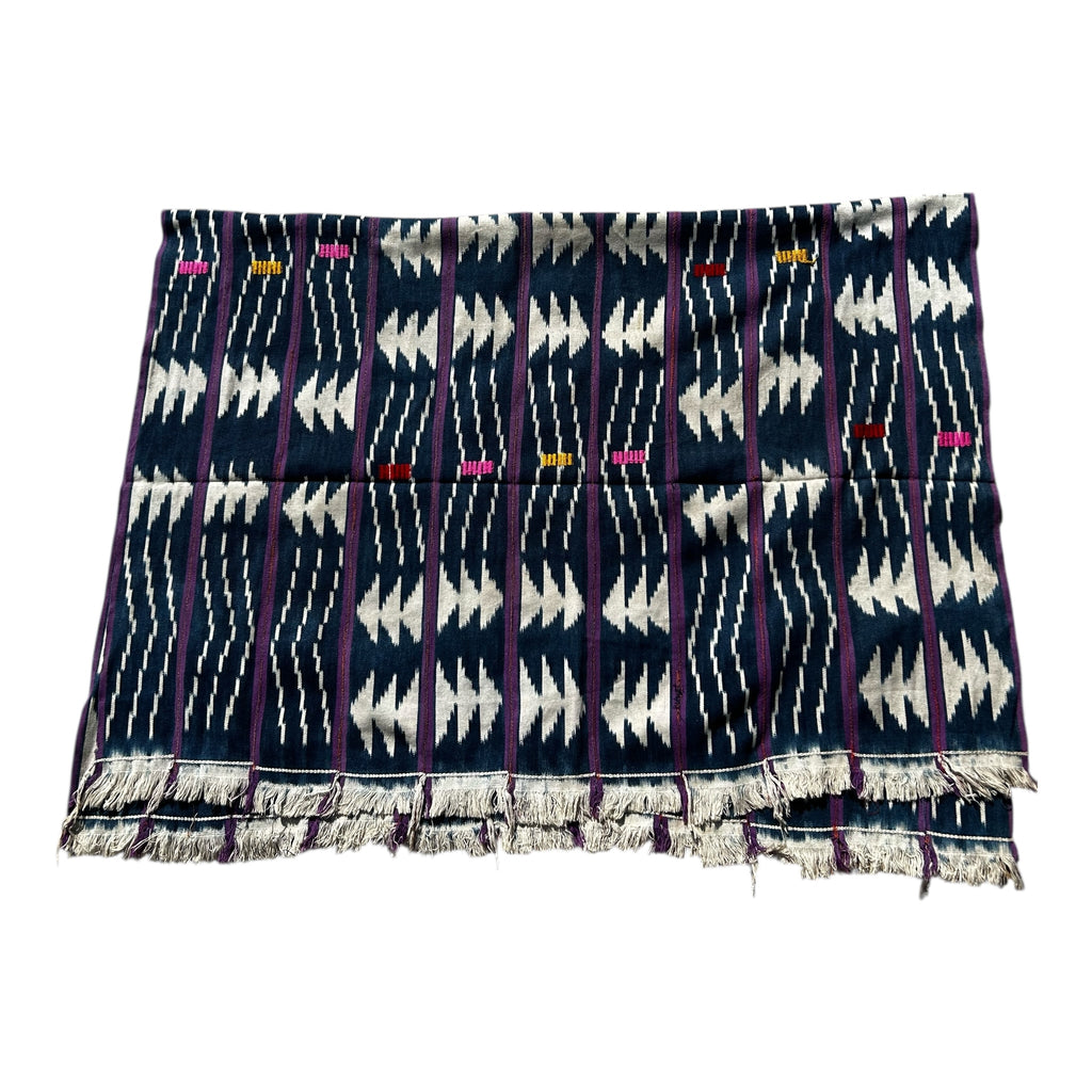 Wavecrest Ewe Strip-Woven African Textile – 61 x 41 inches