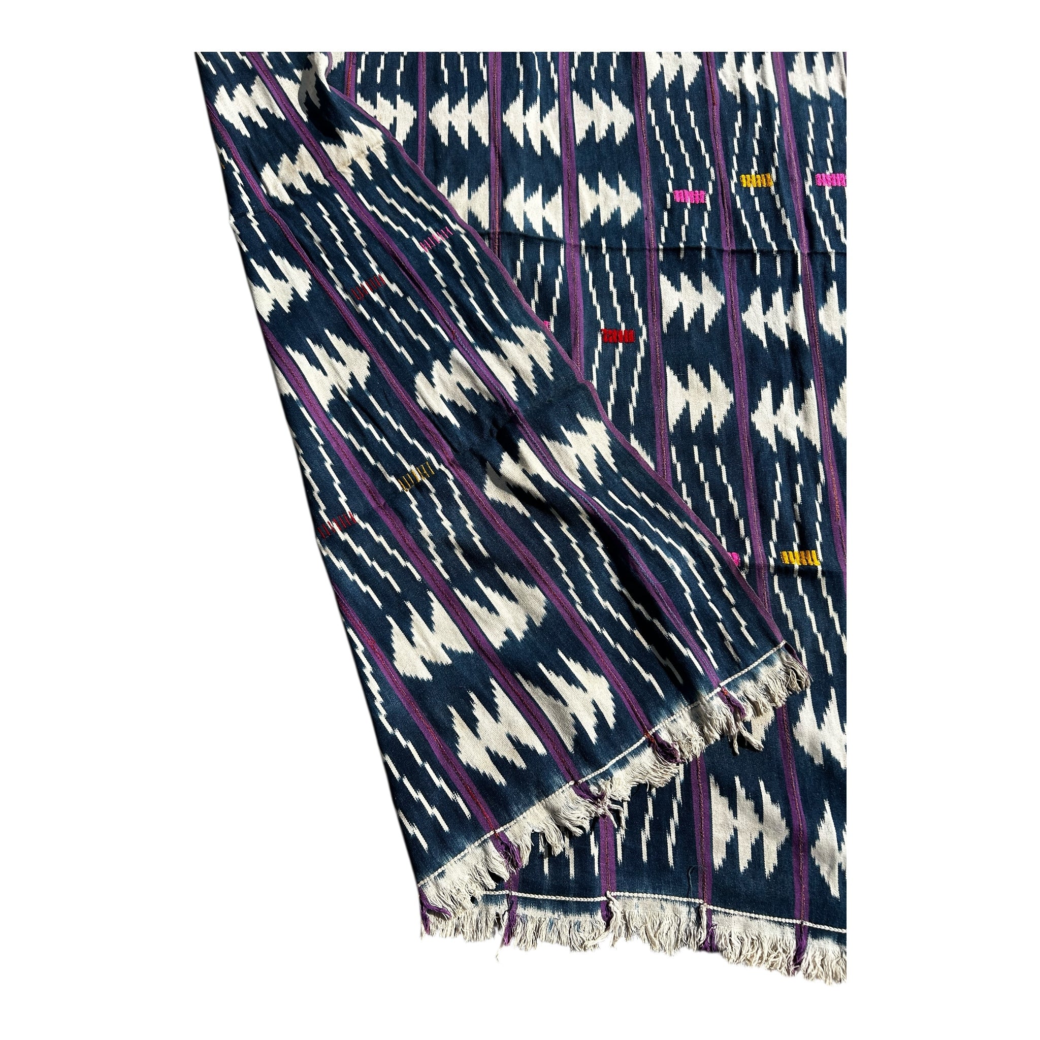 Wavecrest Ewe Strip-Woven African Textile – 61 x 41 inches